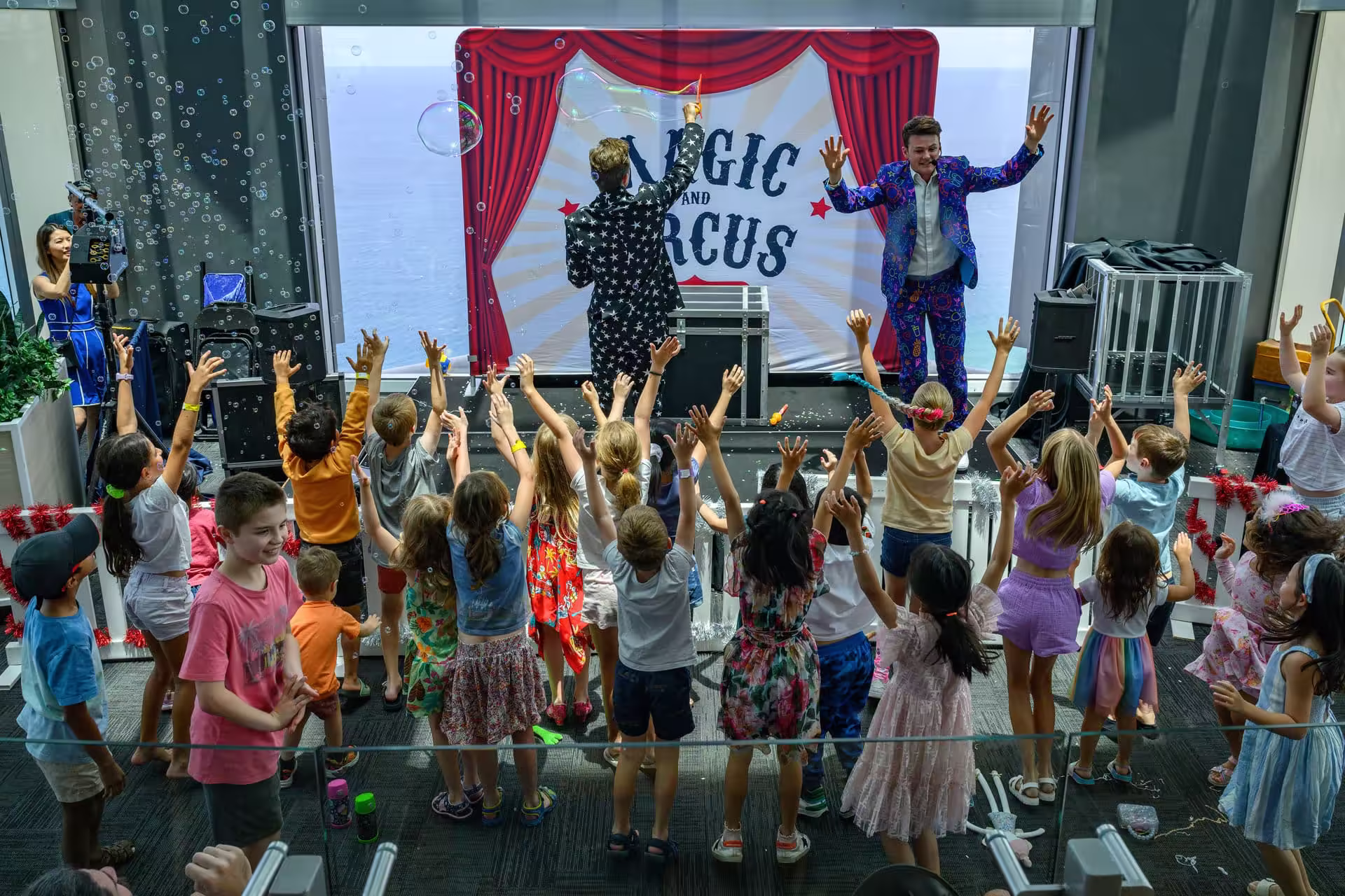 Vegas-style grand magic and stage illusion performance