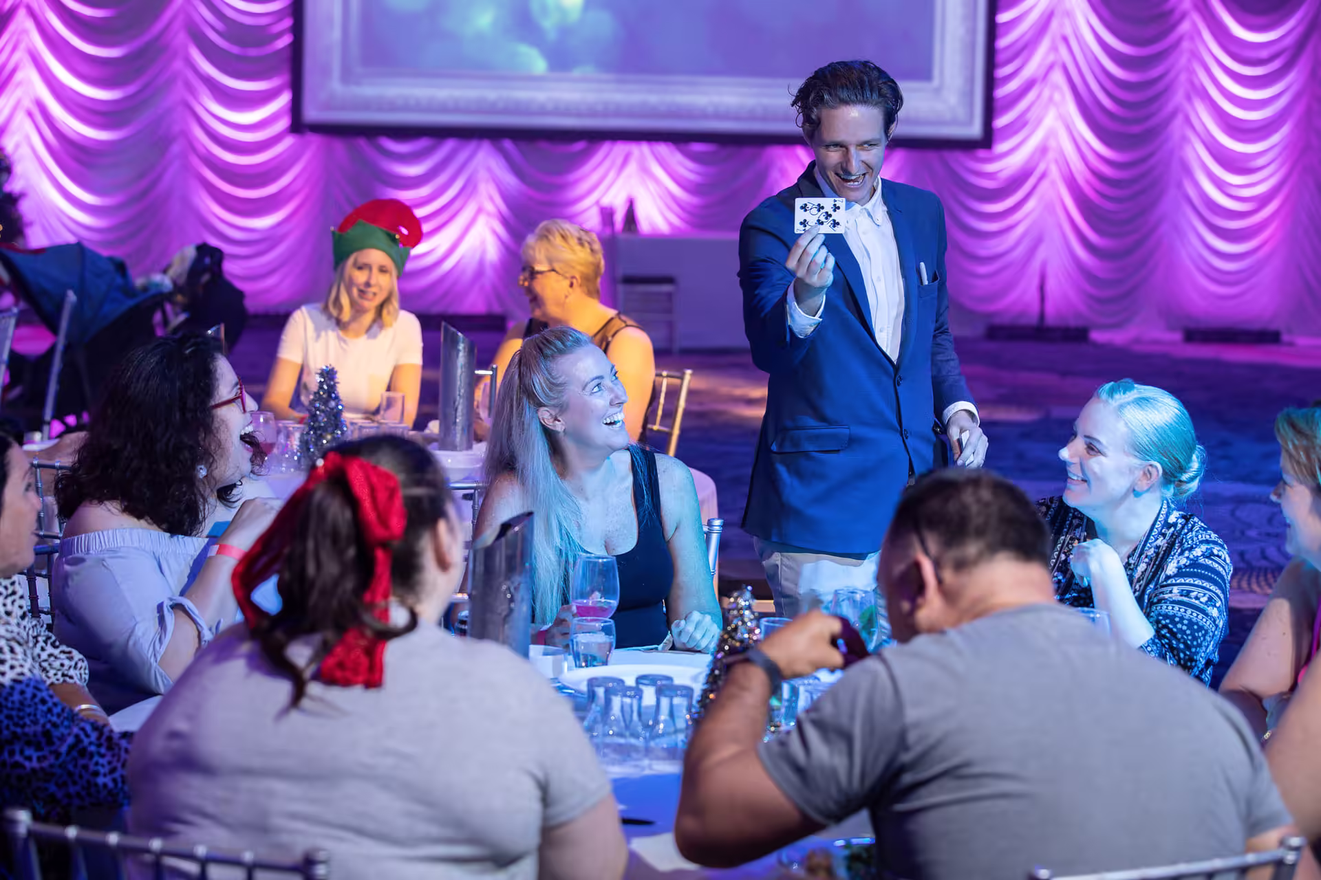 Trade Show Magician Gold Coast performed live by Jason Gray